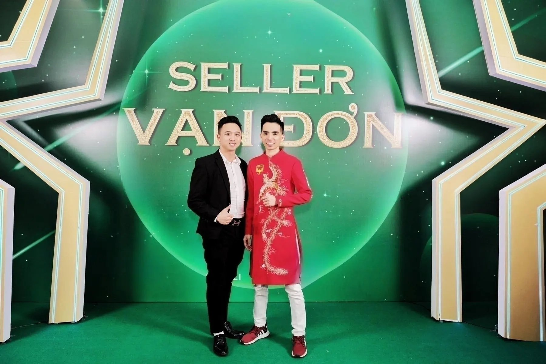 Seller Van Don — with an invited guest