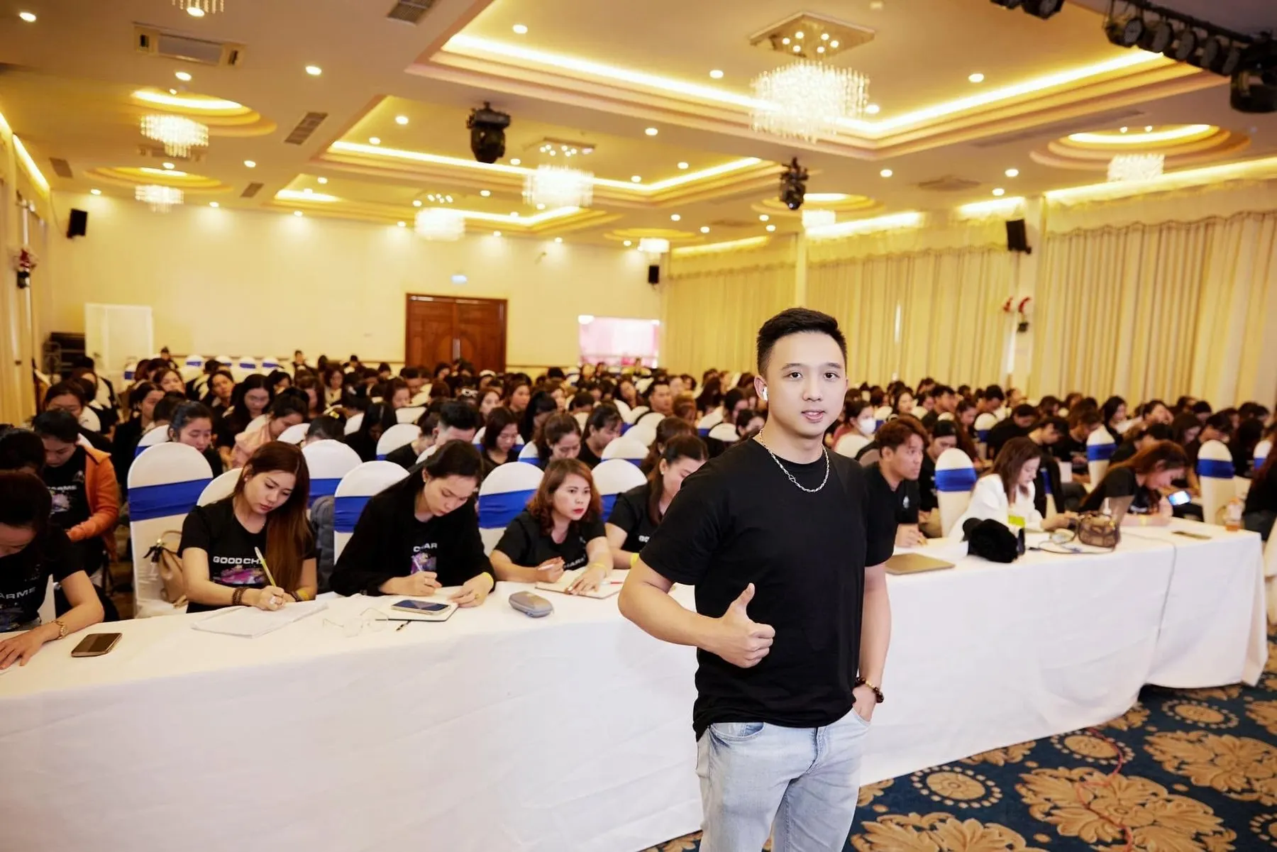 TikTok training at the Vinh City event